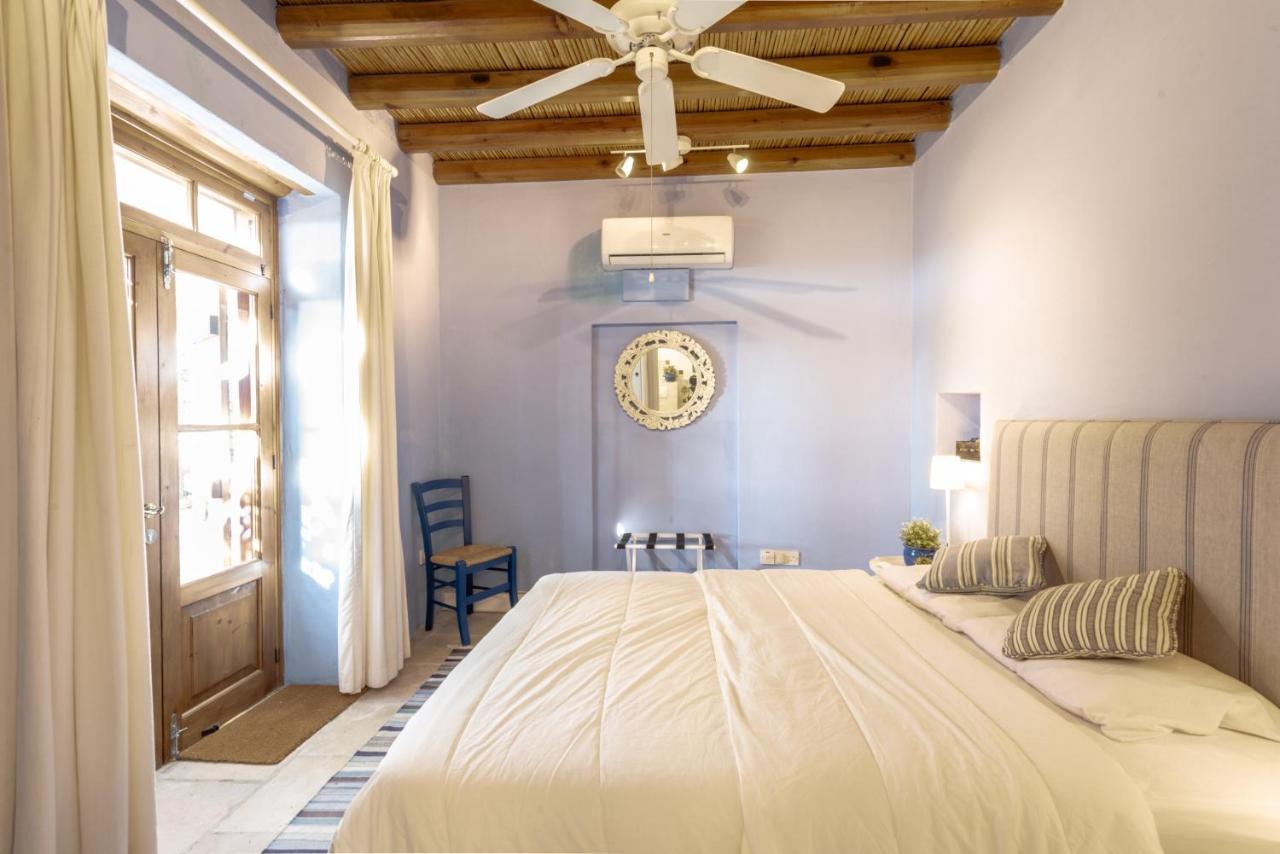 The Carob Tree Villa - Rustic Luxury Home With Access To Pool And Restaurant Larnaca Buitenkant foto